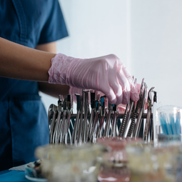 dr dalia shunnaq dental clinic